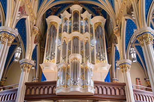 The Murdy Family Organ in the Basilica of the Sacred Heart. 