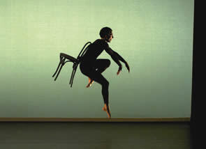 Photo of Merce Cunningham Dance Company dancer by Tadashi Omura
