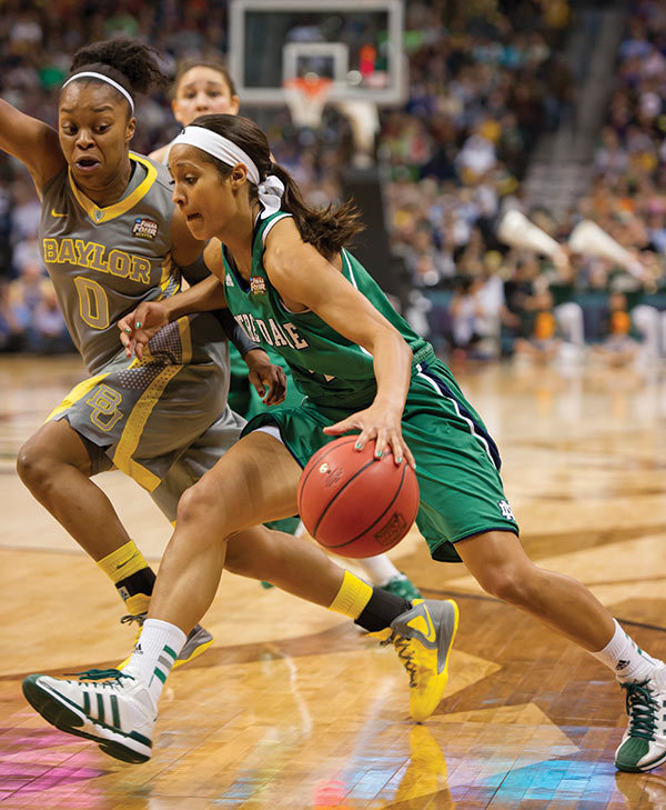 Skylar Diggins playing in the national championship game against Baylor University